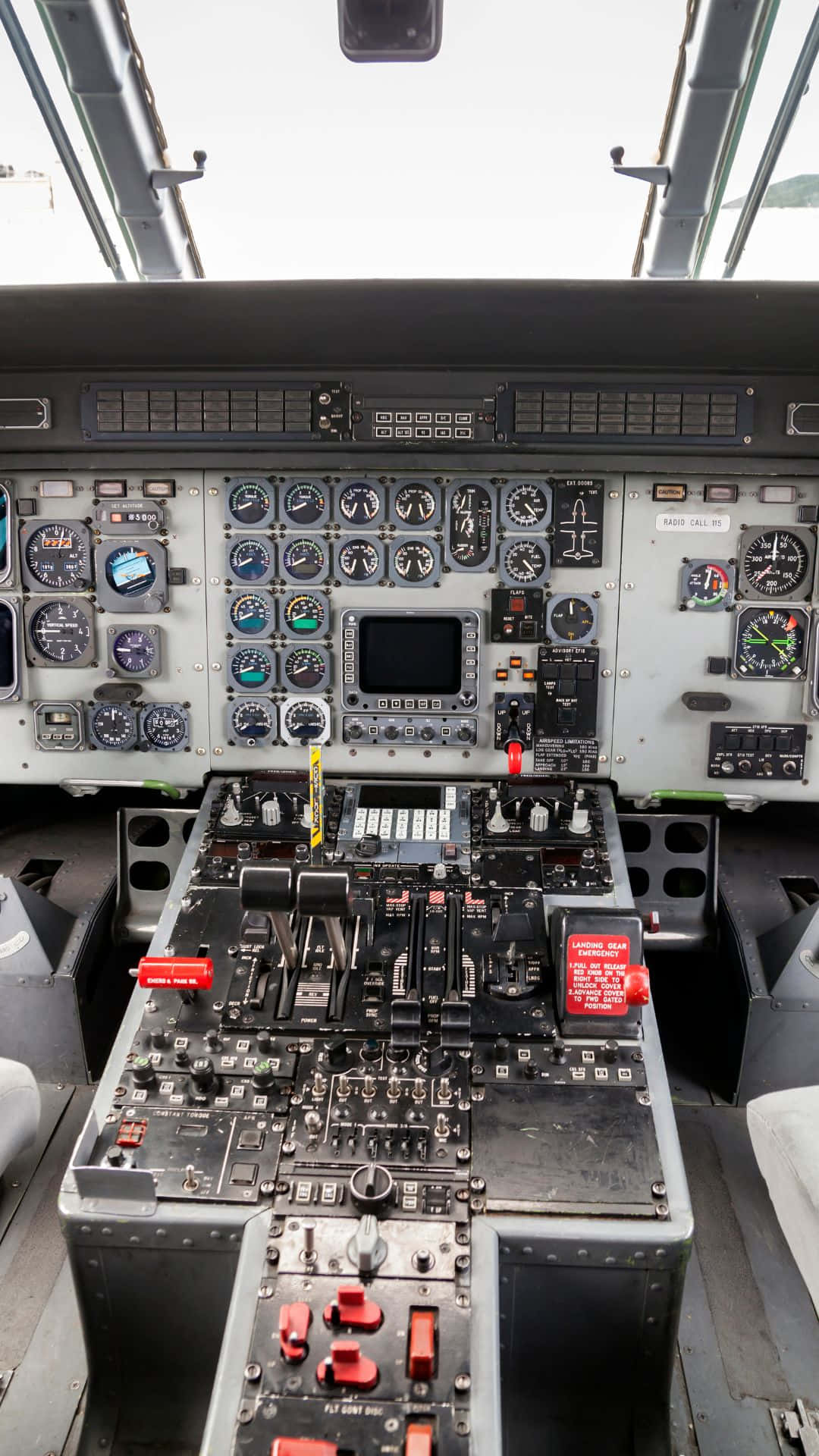 Vue Du Cockpit D'un Avion Commercial.jpg Fond d'écran