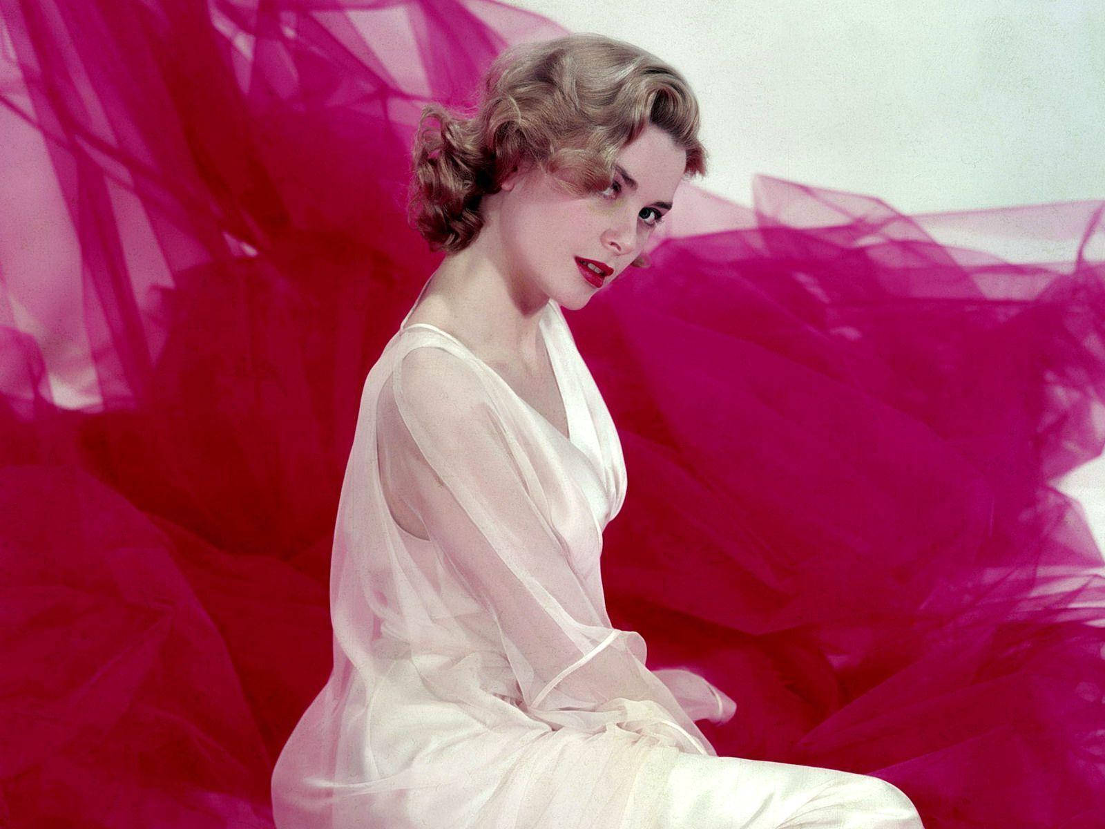 Compelling Grace Kelly Wallpaper