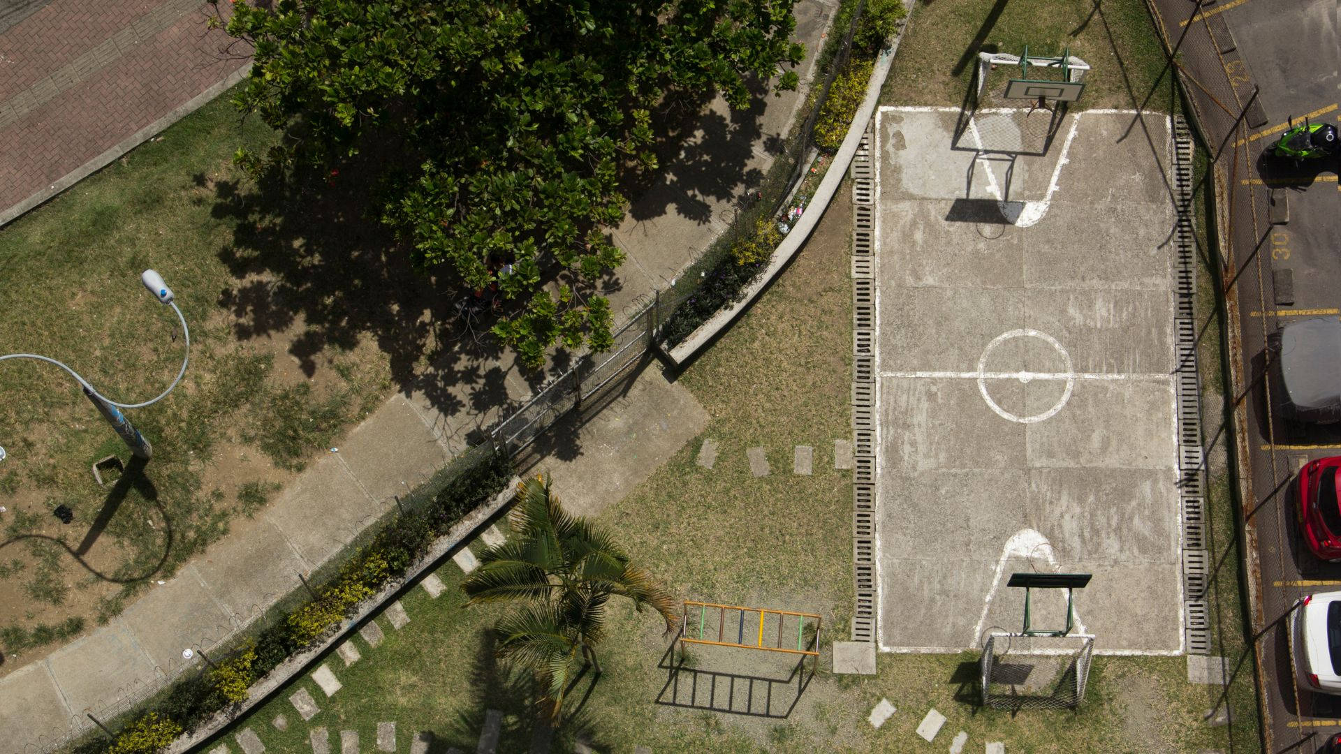 Concrete Open Basketball Court Wallpaper