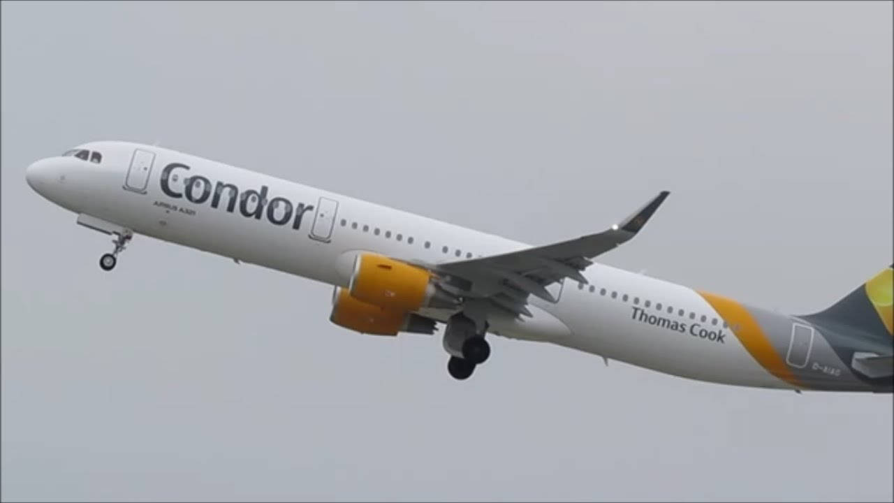 Condorairlines Upphöjande Passagerarflygplan Wallpaper