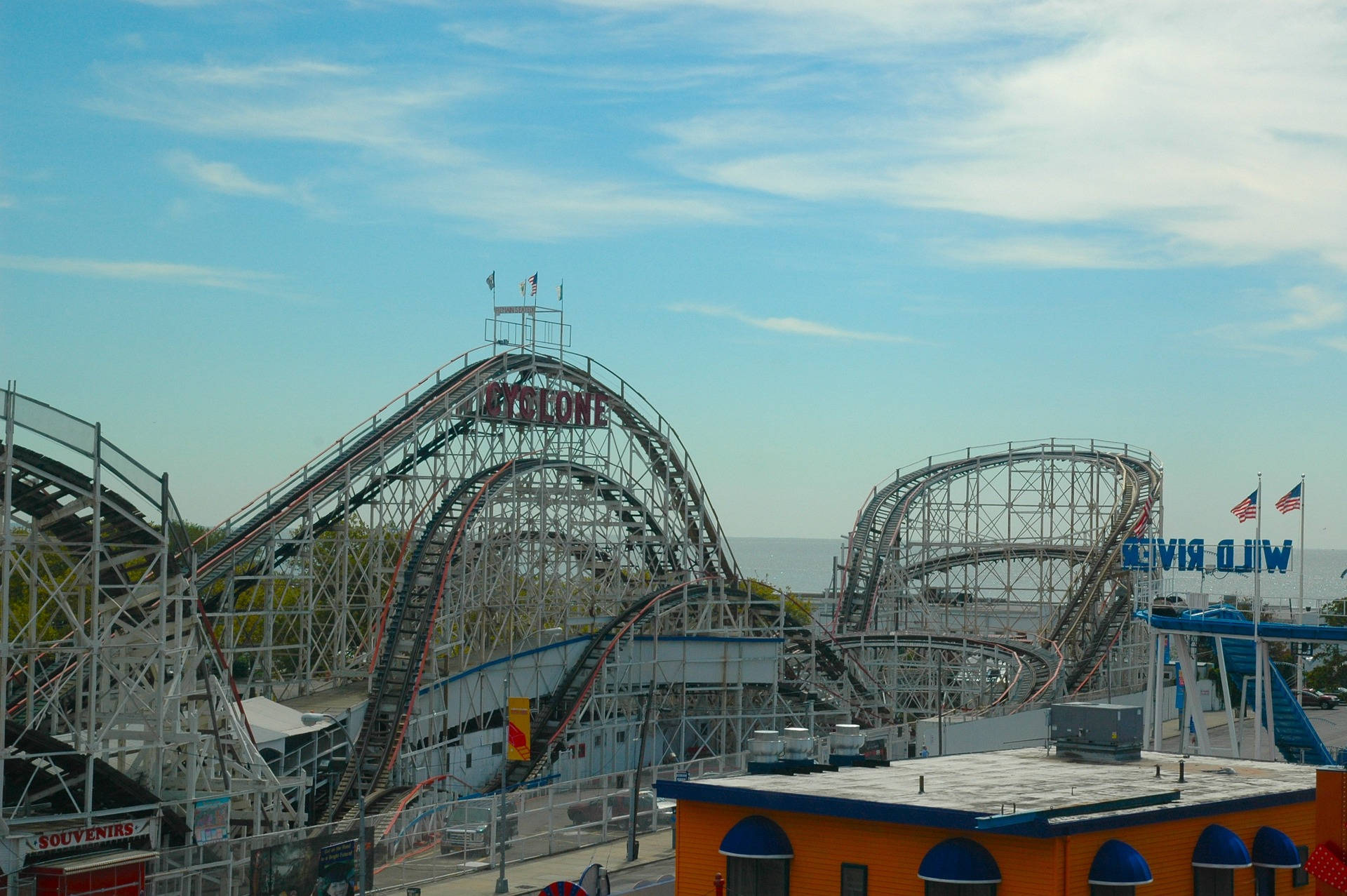 Coneyisland Roller Coaster Sky - width=