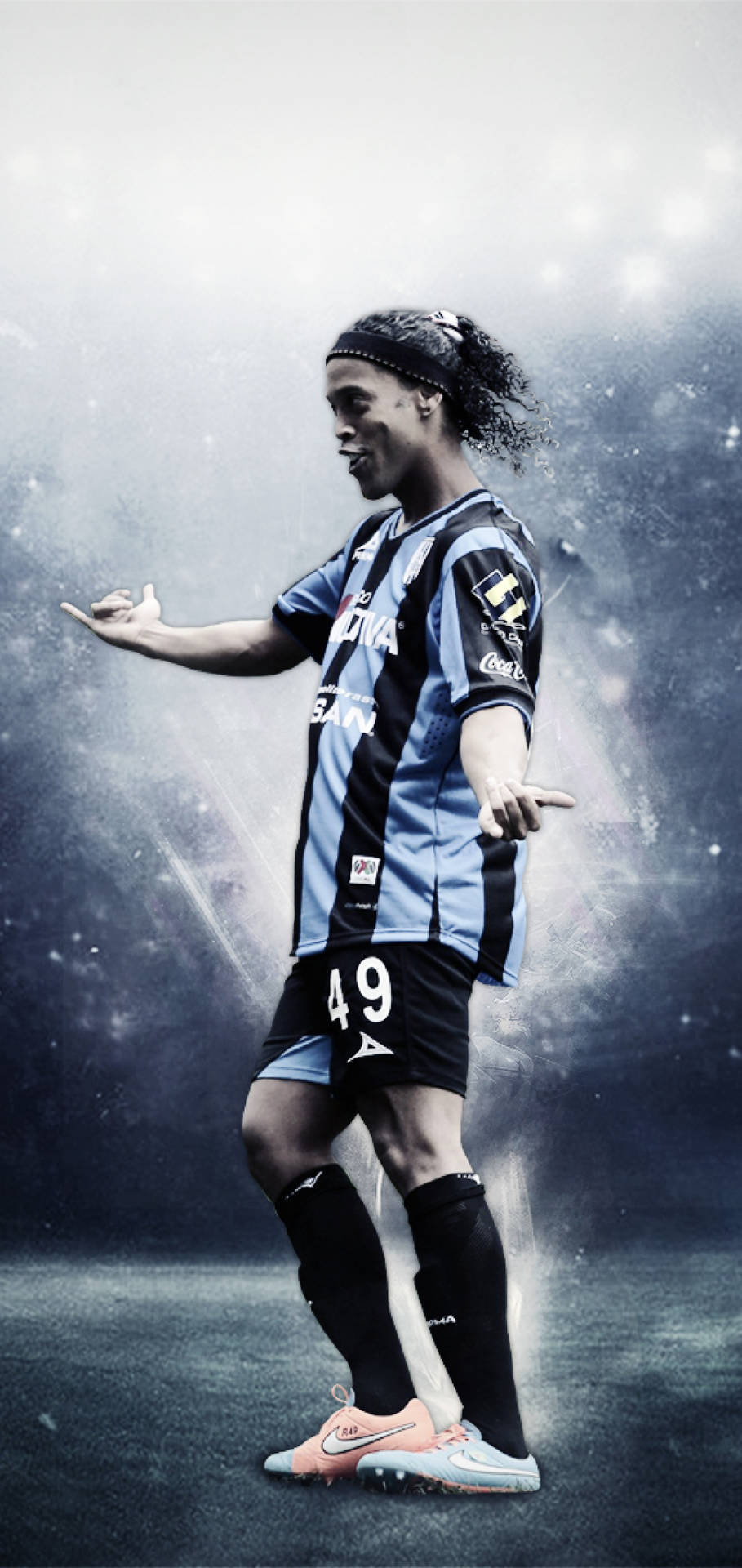 Confident Player Ronaldinho Wallpaper
