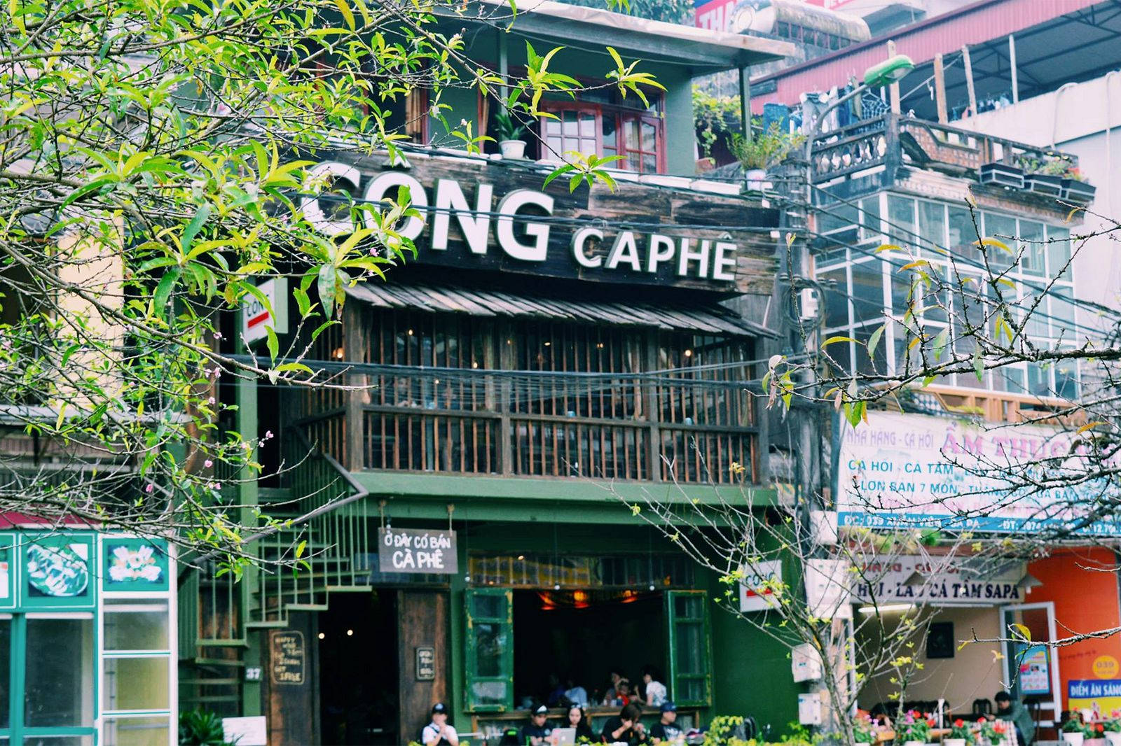 Cafécong En La Ciudad De Hanoi. Fondo de pantalla