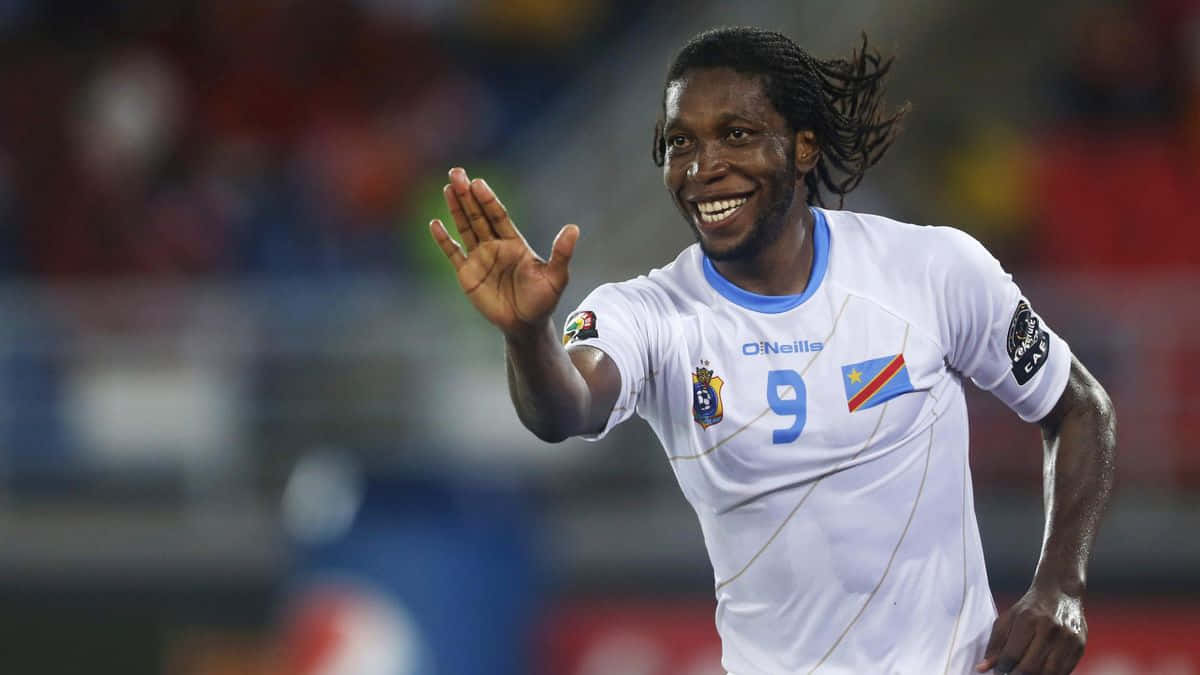 Congolese Voetballer Vierend Op Het Veld Achtergrond