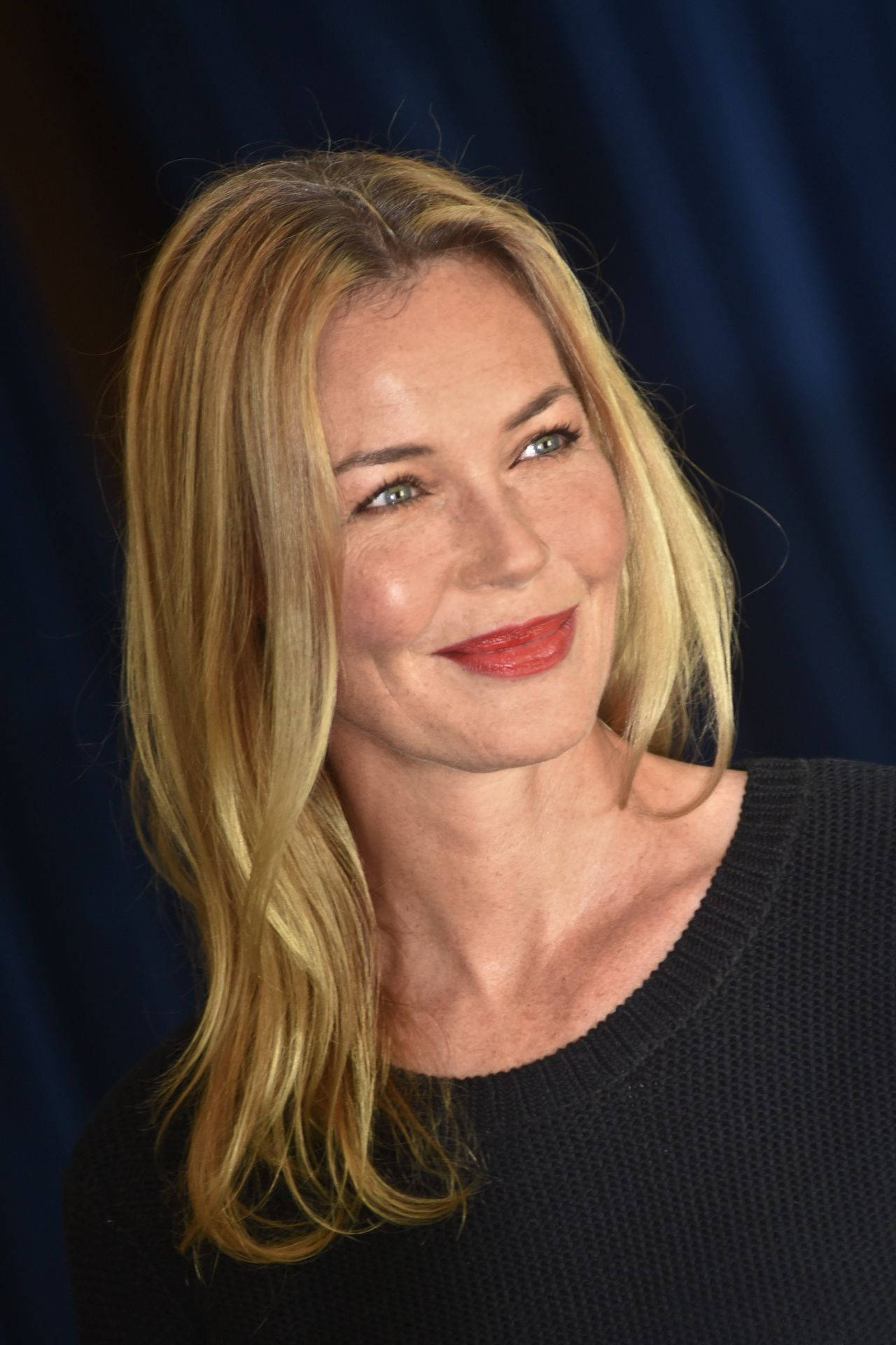 Connie Nielsen Red Lips Wallpaper