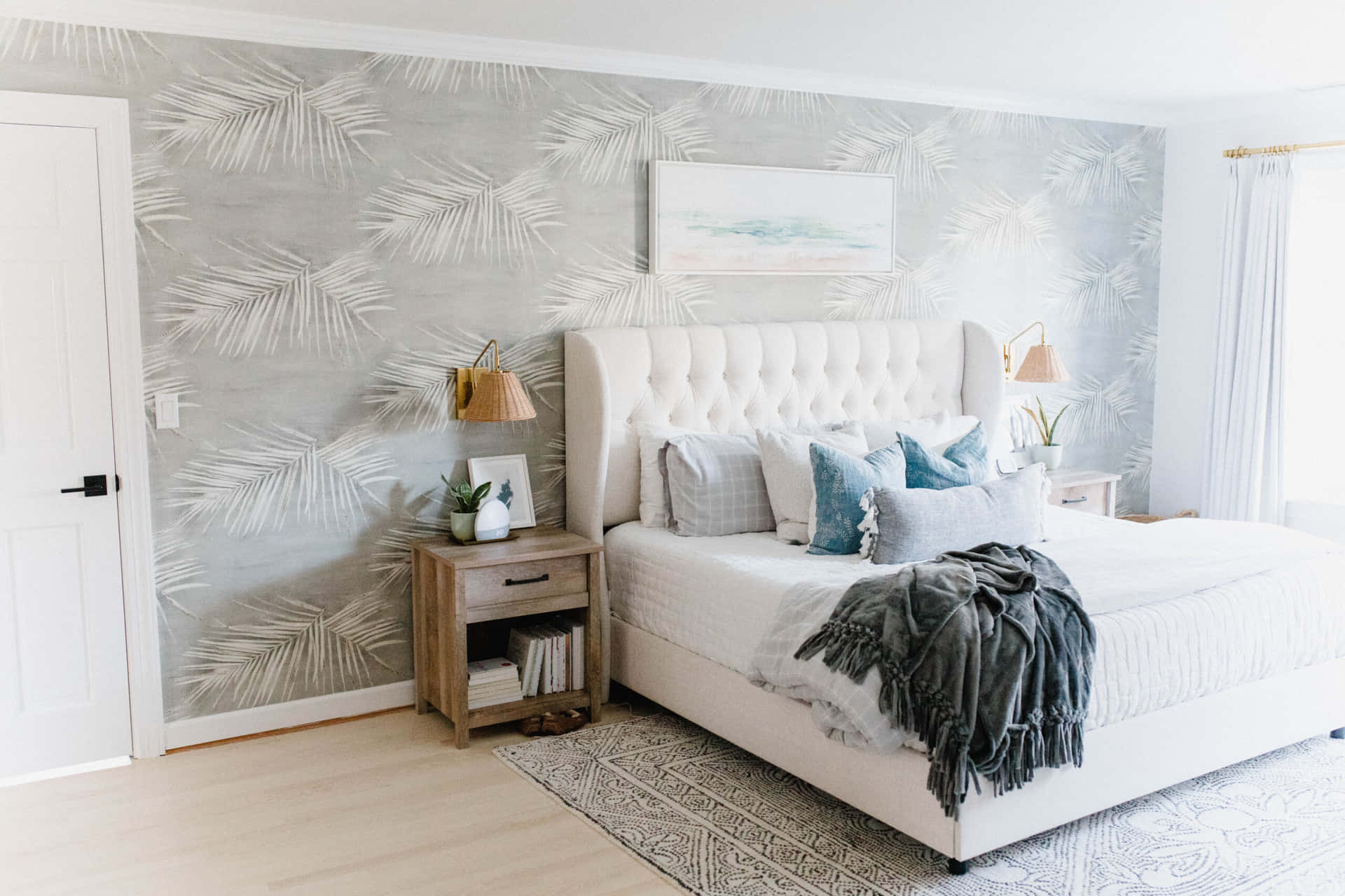 Conventional Bedroom With Leaf Fossil Design Wallpaper