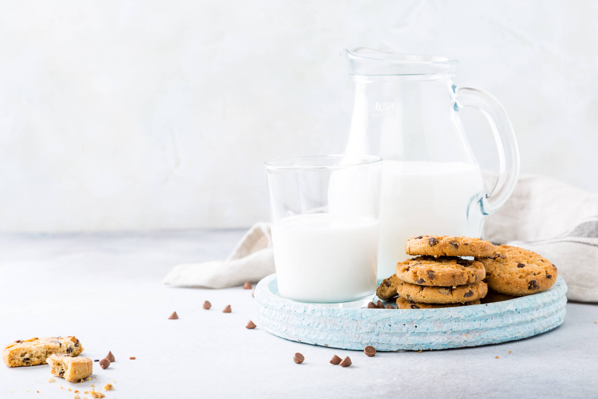 Cookies And Milk Wallpaper