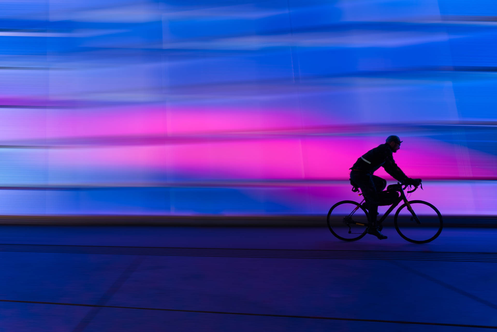 Cool Aesthetic Cycling Silhouette