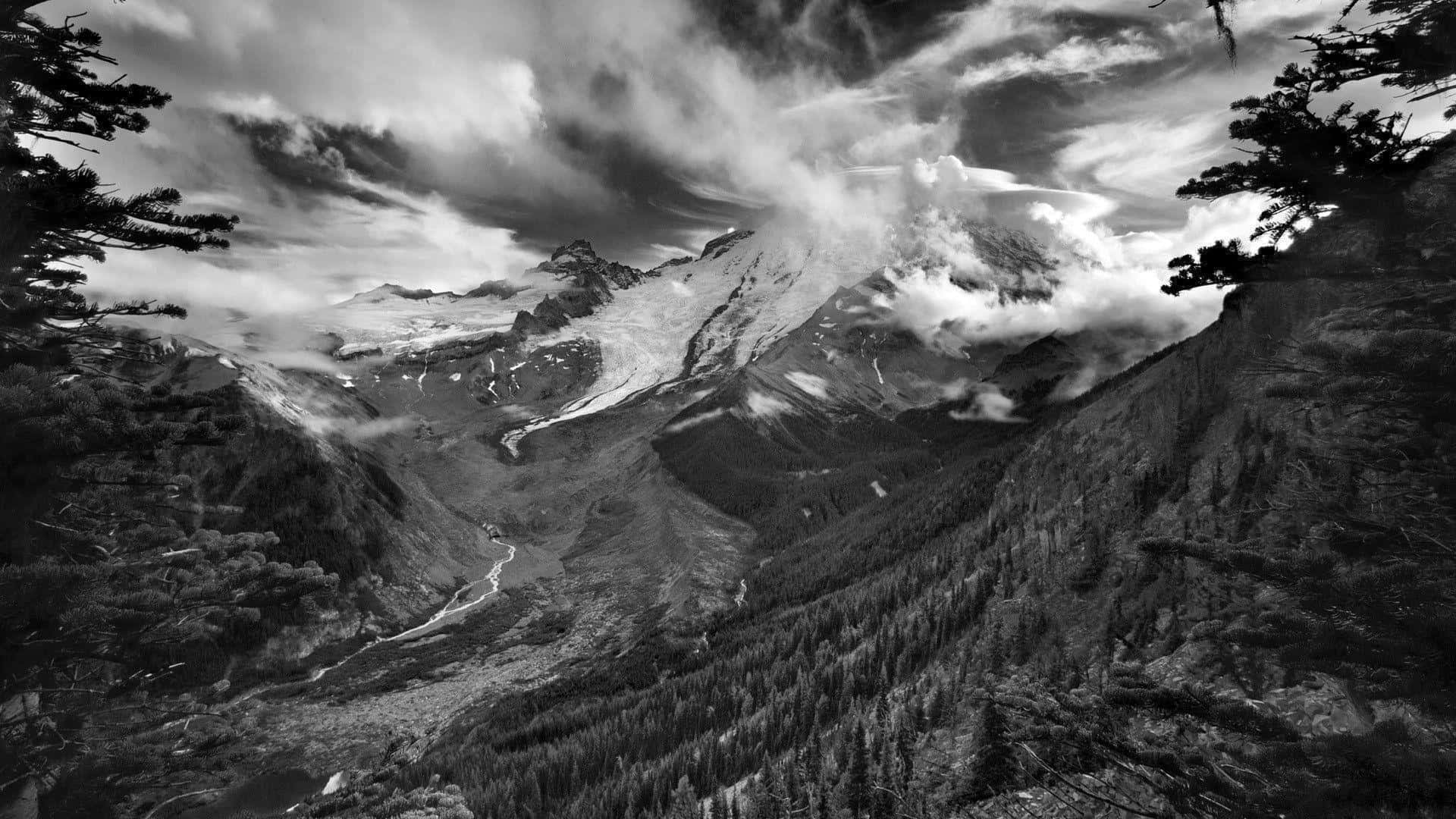 Immaginedelle Montagne In Bianco E Nero Fantastica