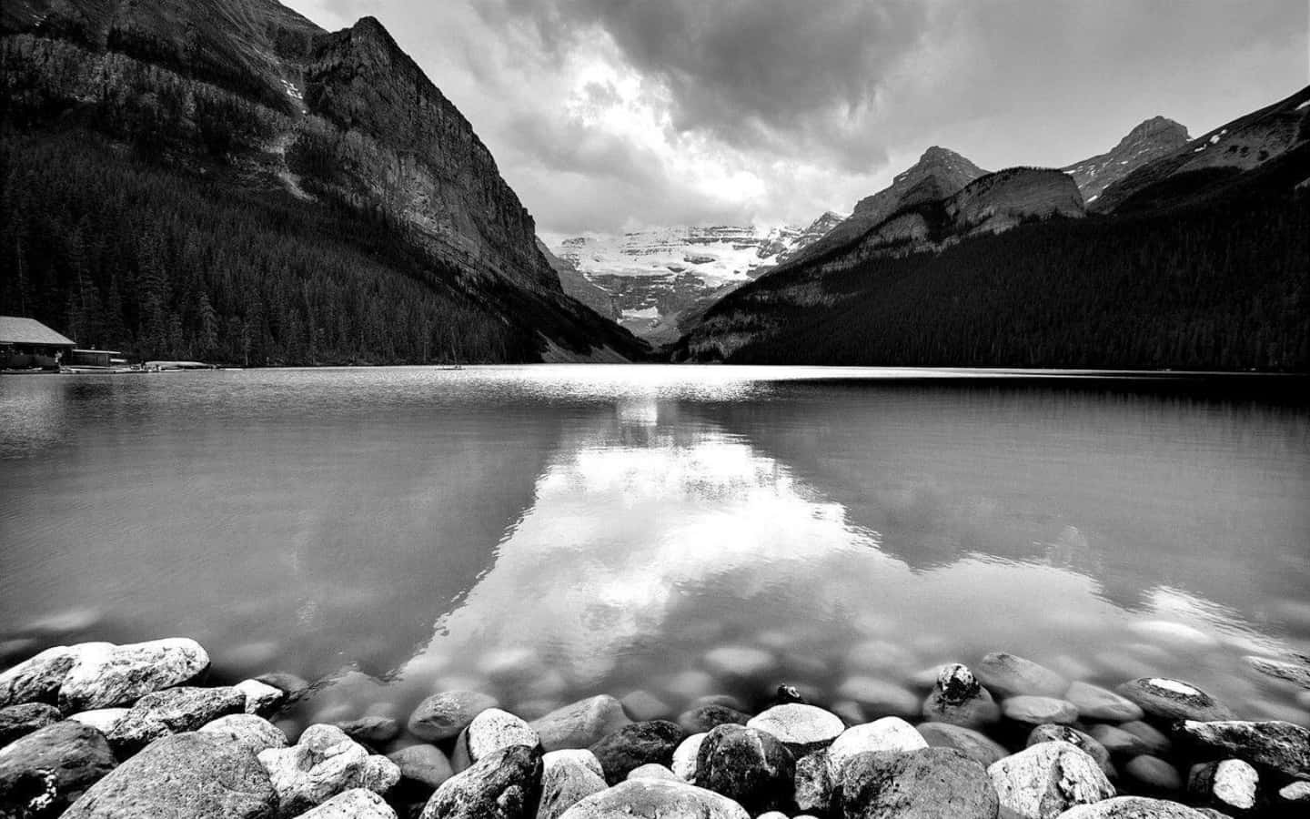 Cool Black And White Lake Picture