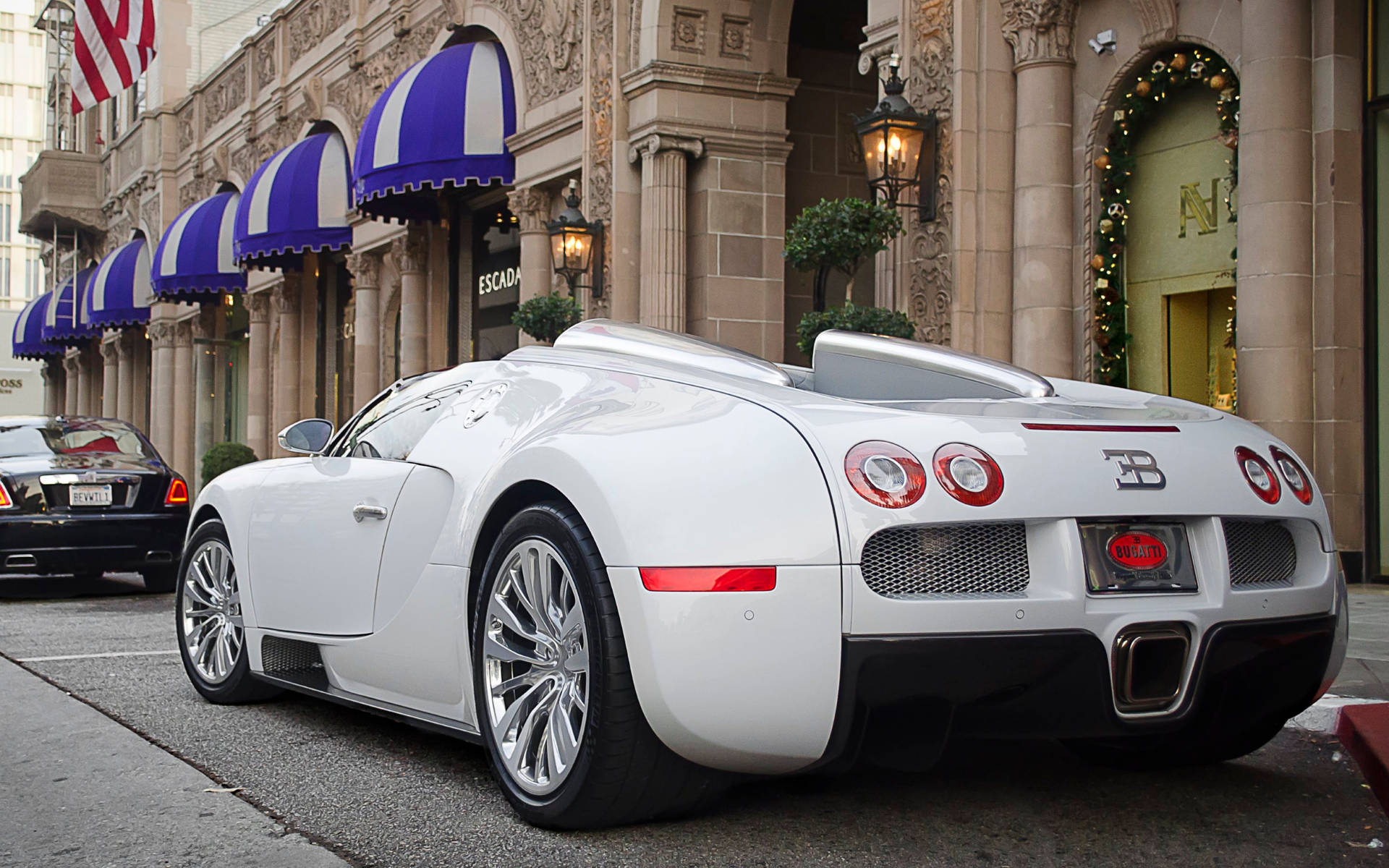 Cool Bugatti Rolls Beverly Wilshire Wallpaper
