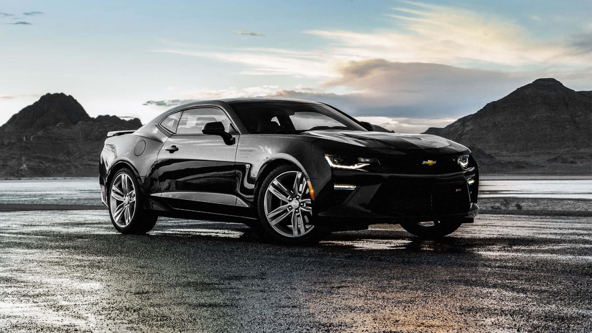 Get Ready To Hit The Road in This Cool Camaro Wallpaper