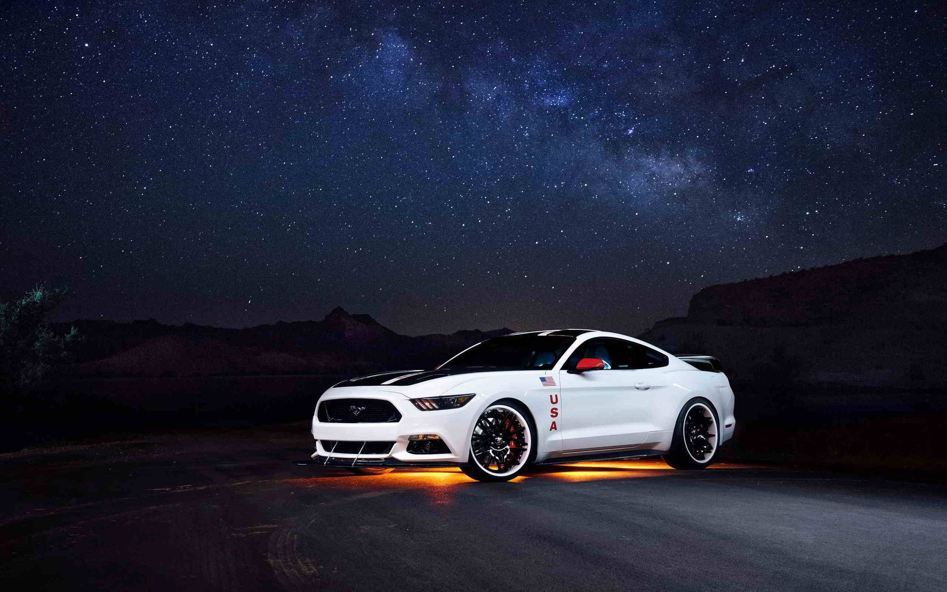 Cool Car White Ford Mustang Wallpaper