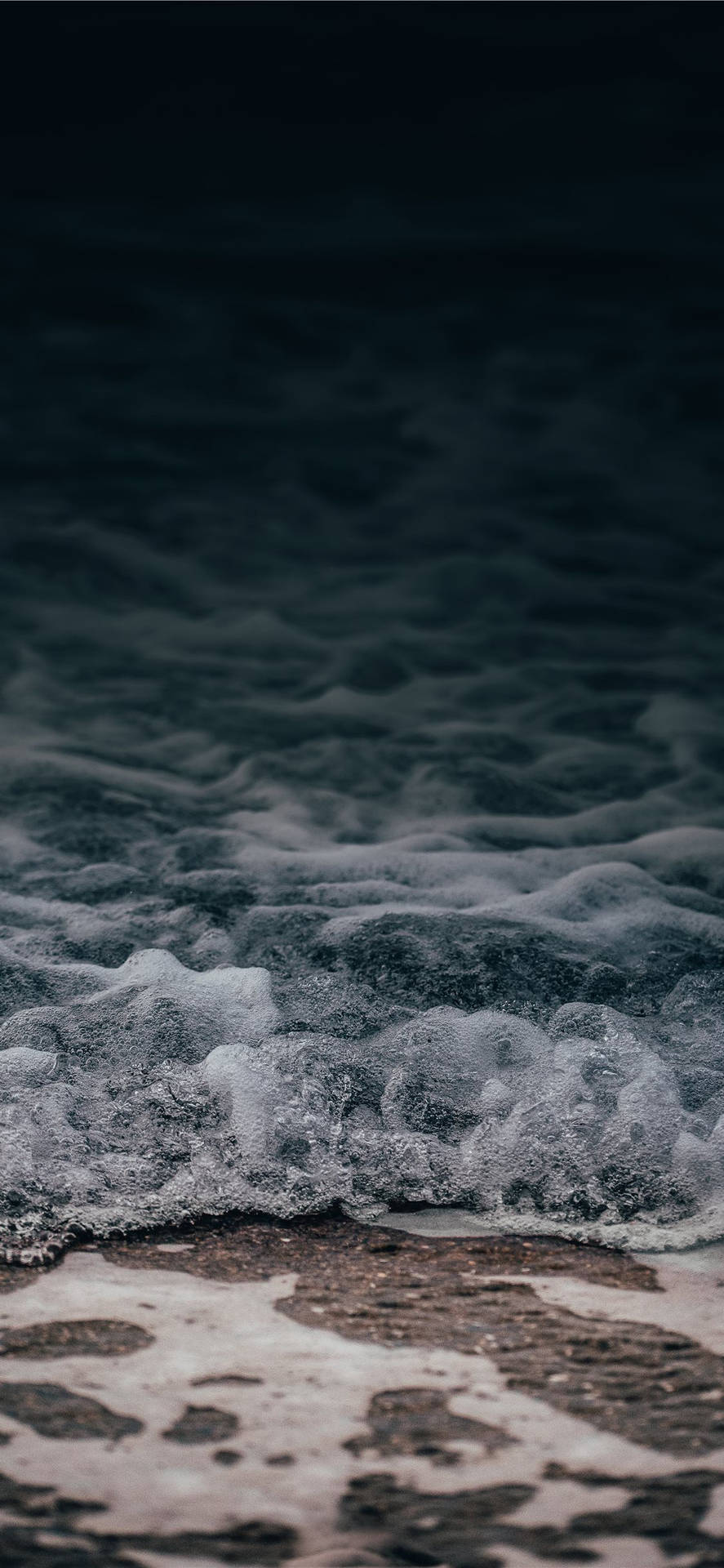 Cool Iphone 11 Waves On Shore Wallpaper