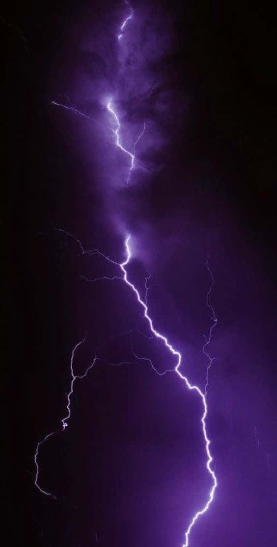 Purple Cool Lightning Night Sky Wallpaper
