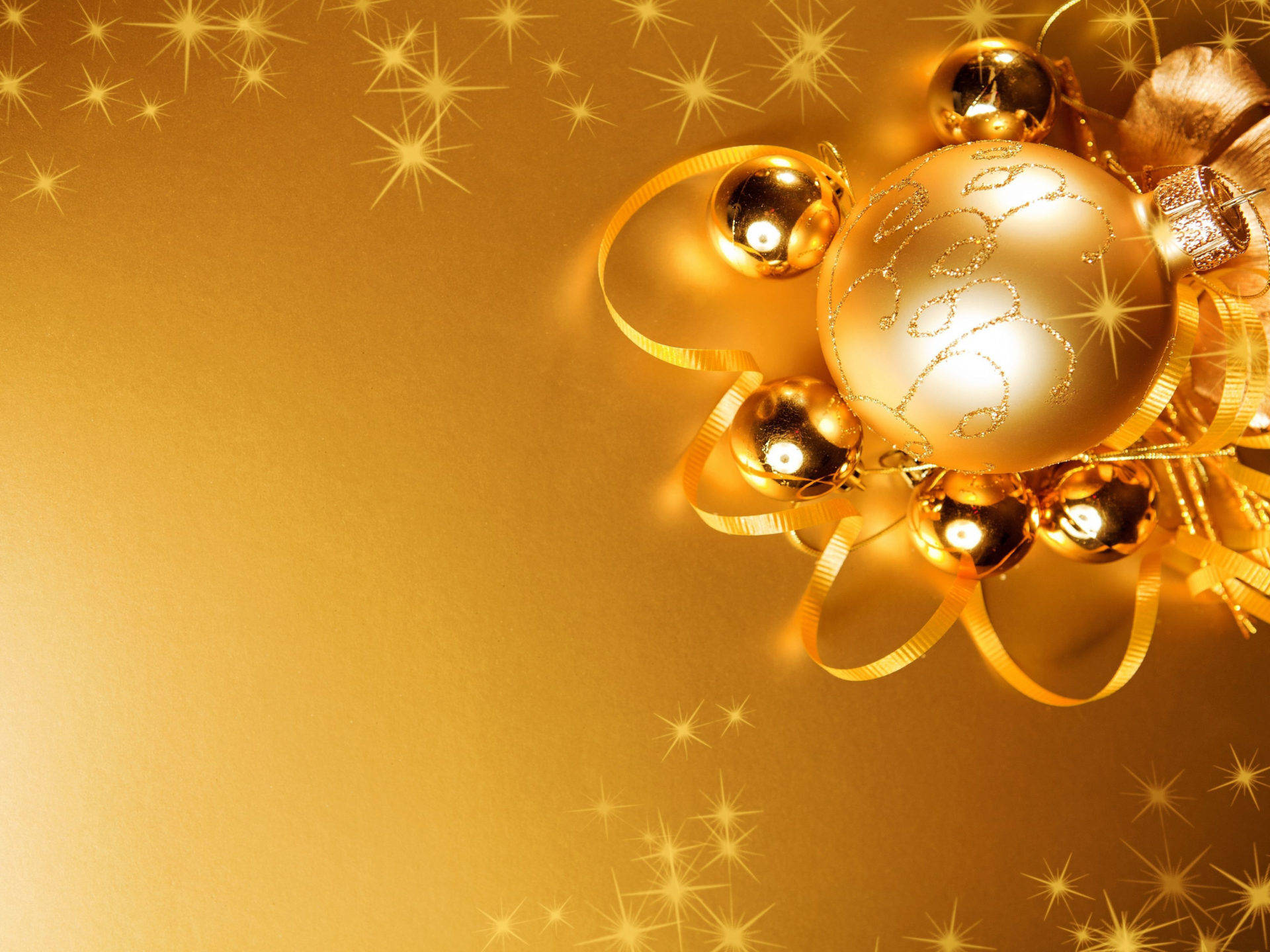 Cool Luminous Gold Christmas Desktop Wallpaper