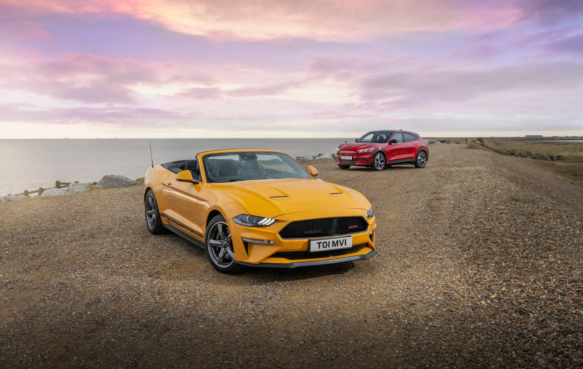 Cool Mustang Yellow And Red Wallpaper