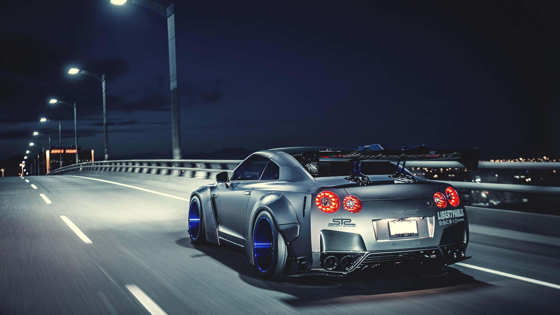 Capturala Velocidad Y El Diseño Del Increíble Nissan Skyline Fondo de pantalla
