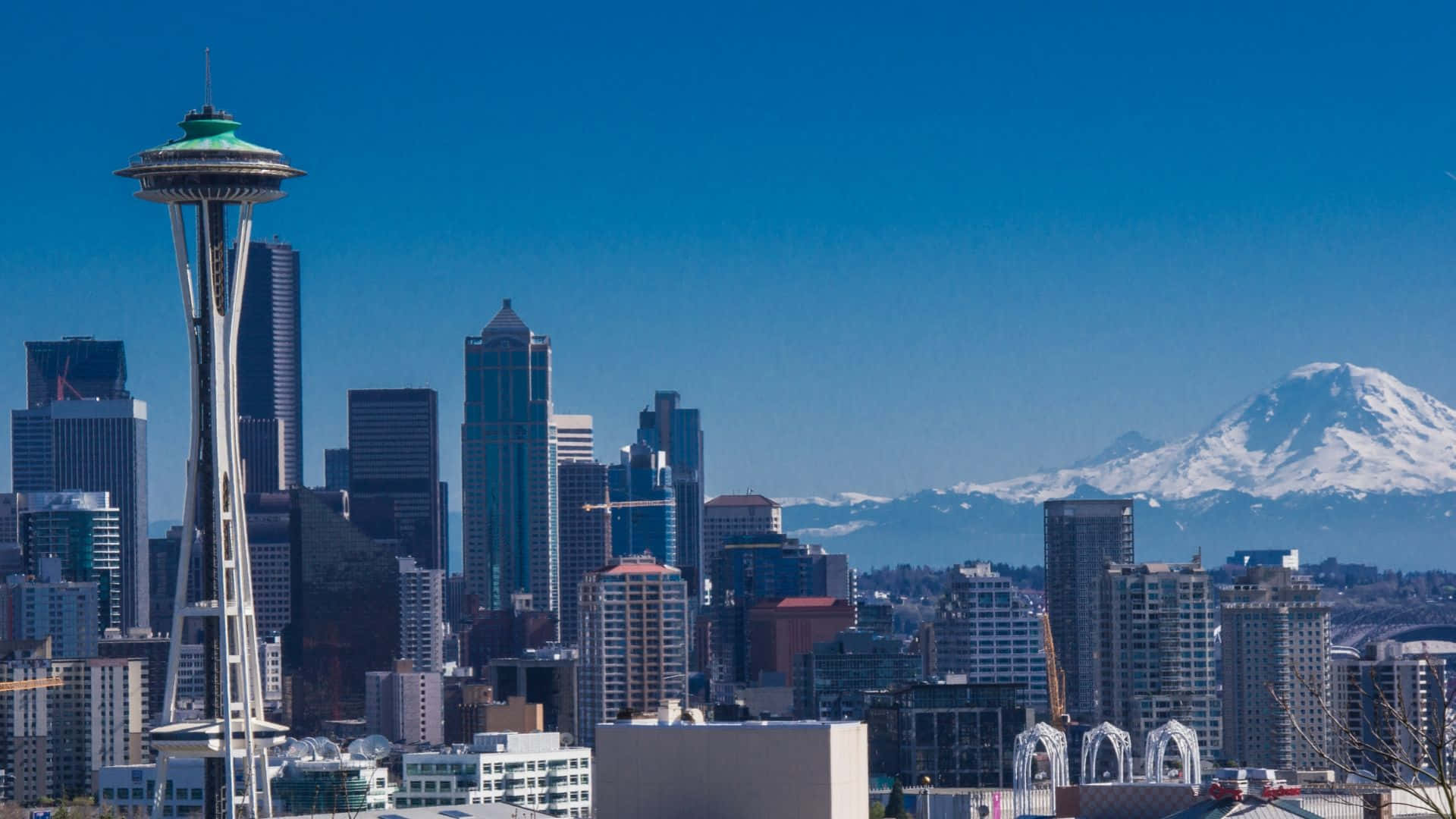 Disfrutade Un Hermoso Día De Verano En El Corazón De Seattle Fondo de pantalla