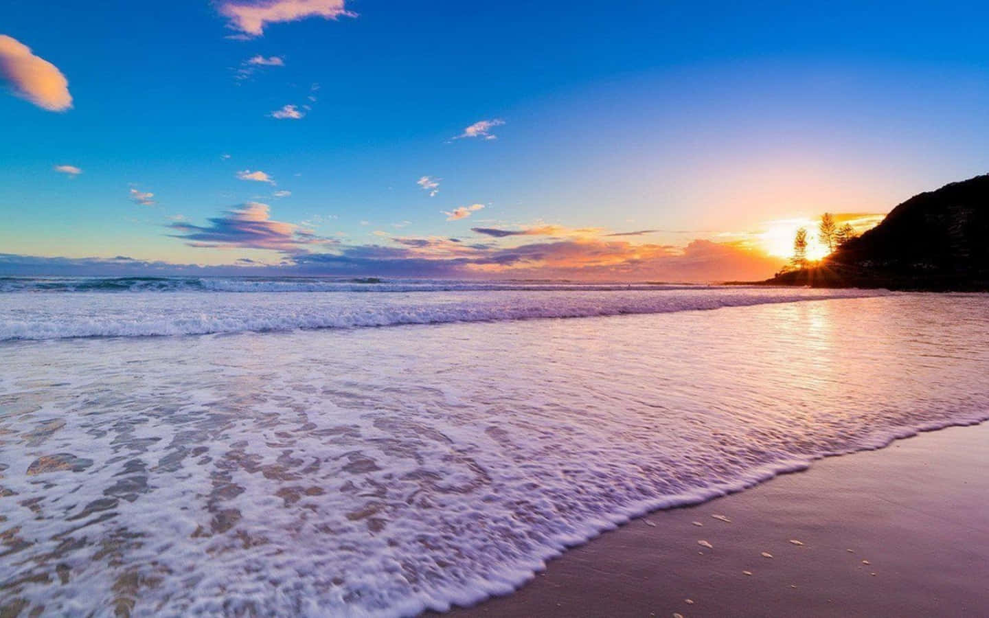 Download Cool Summer Sunset On The Beach Wallpaper 