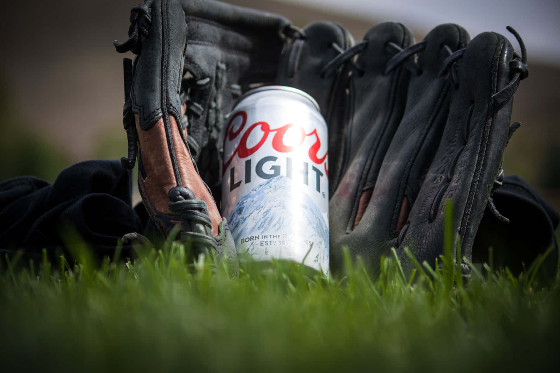 Refresh Yourself With Coors Light. Wallpaper