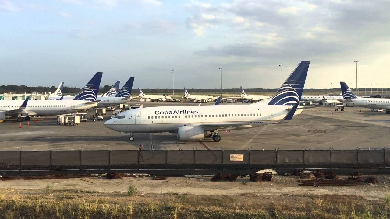 Avionesde Copa Airlines En El Aeropuerto Fondo de pantalla