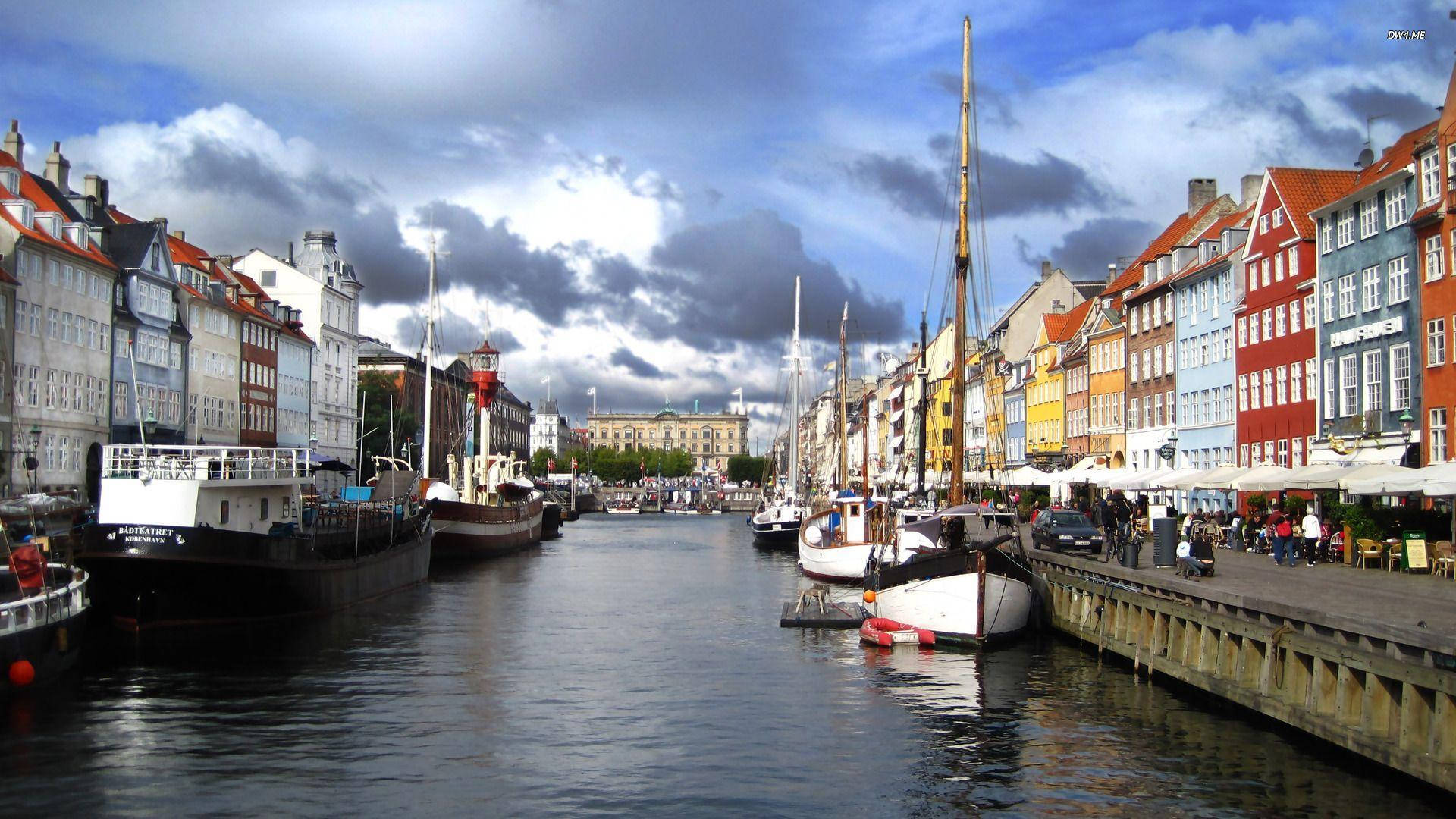 Nubesespesas De Copenhague Fondo de pantalla