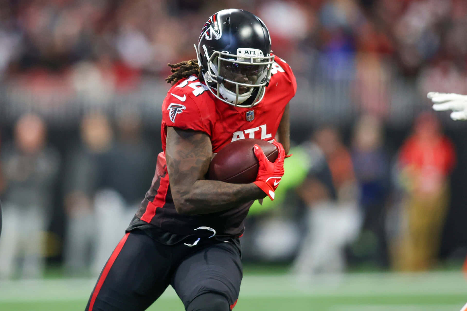 Cordarrelle Patterson Atlanta Falcons Action Shot Wallpaper