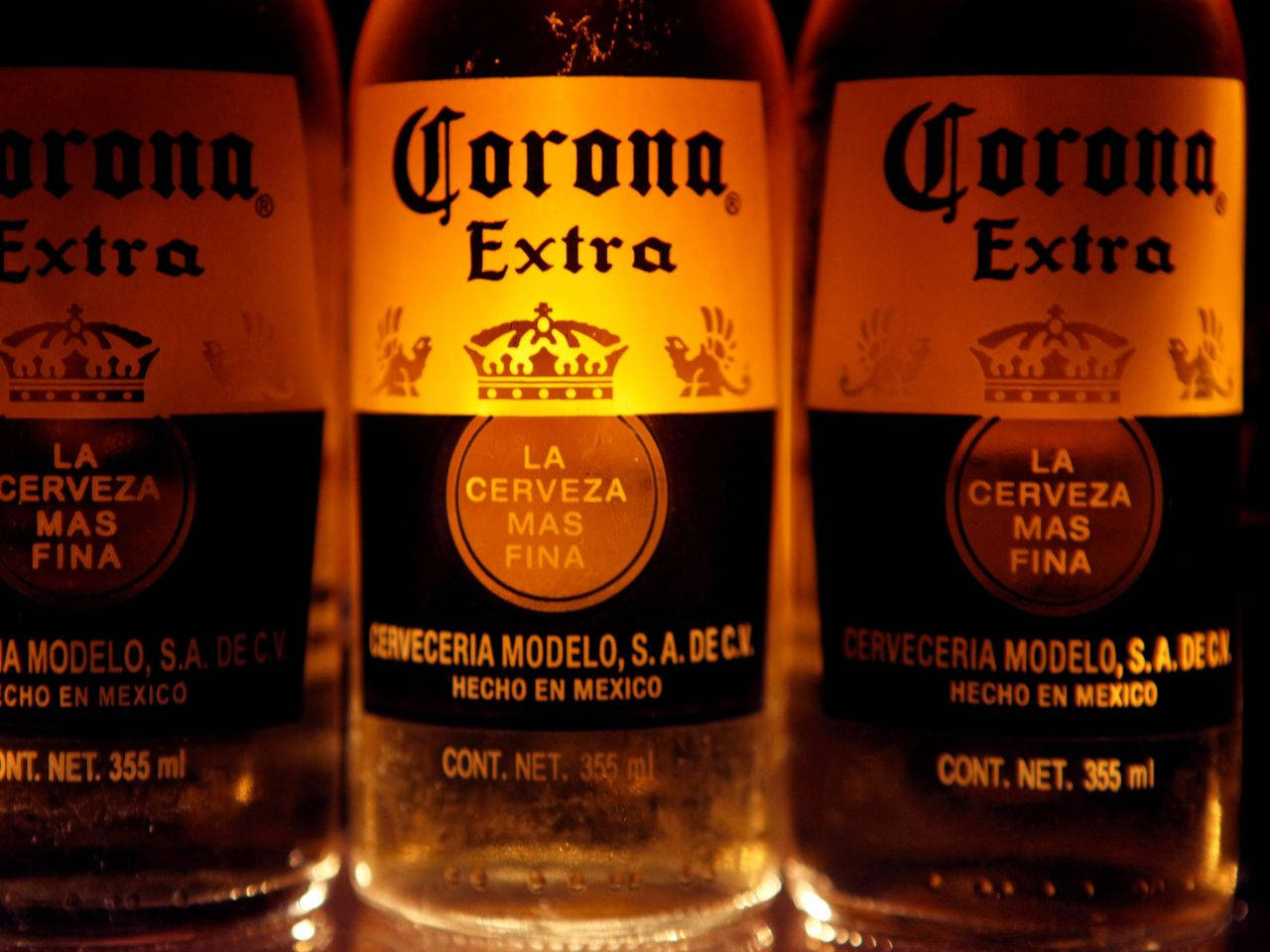 Corona Extra La Cerveza Mas Fina Wallpaper