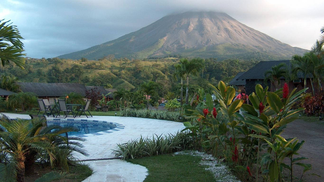 Costa Rica Stratovolcano View Wallpaper