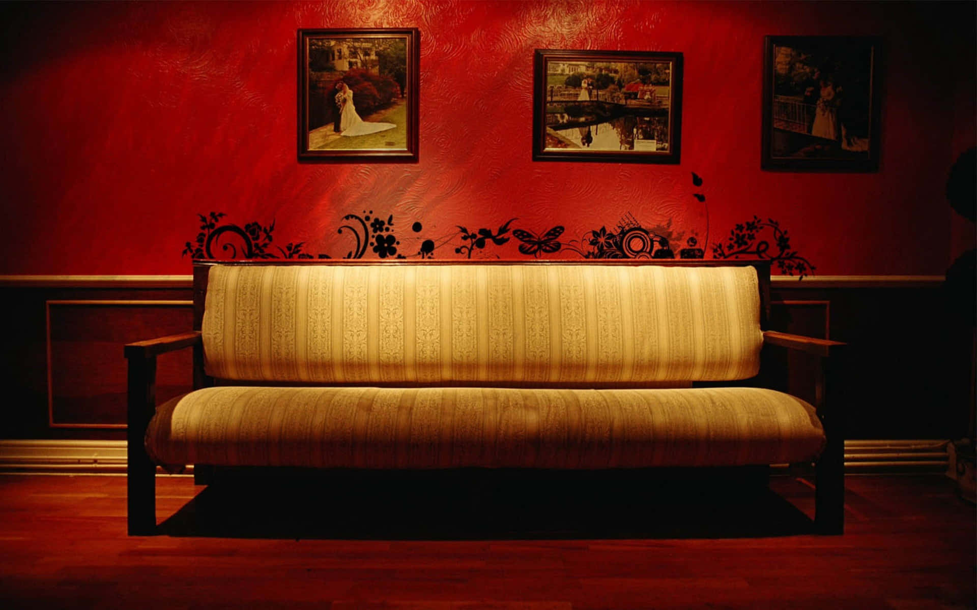 A luxurious couch for your living area