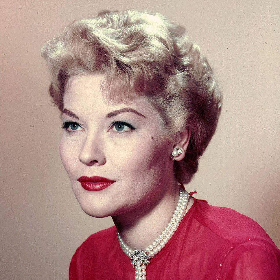 Country Crossover Star Patti Page Wallpaper