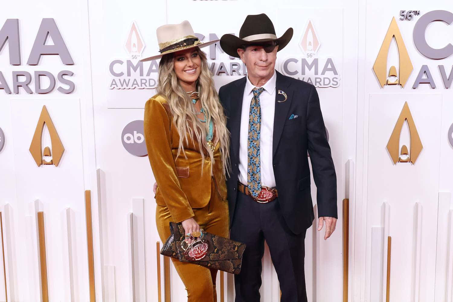 Country Music Awards Elegant Couple Wallpaper