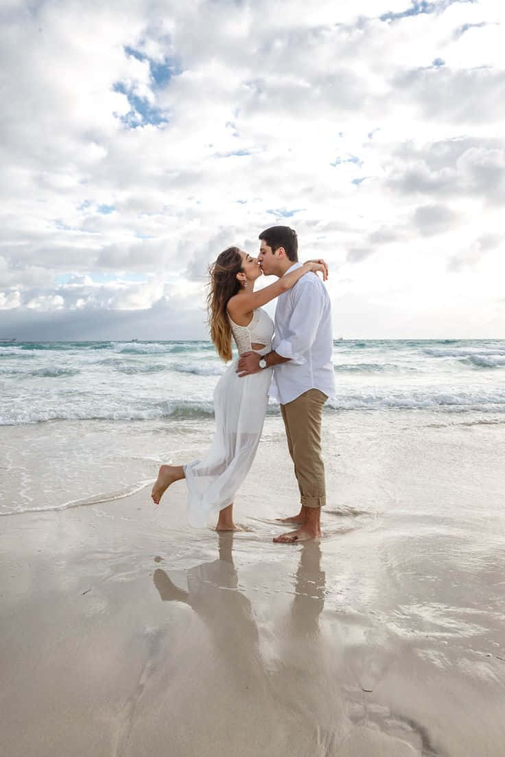Couple At Beach Kissing White Aesthetic Picture