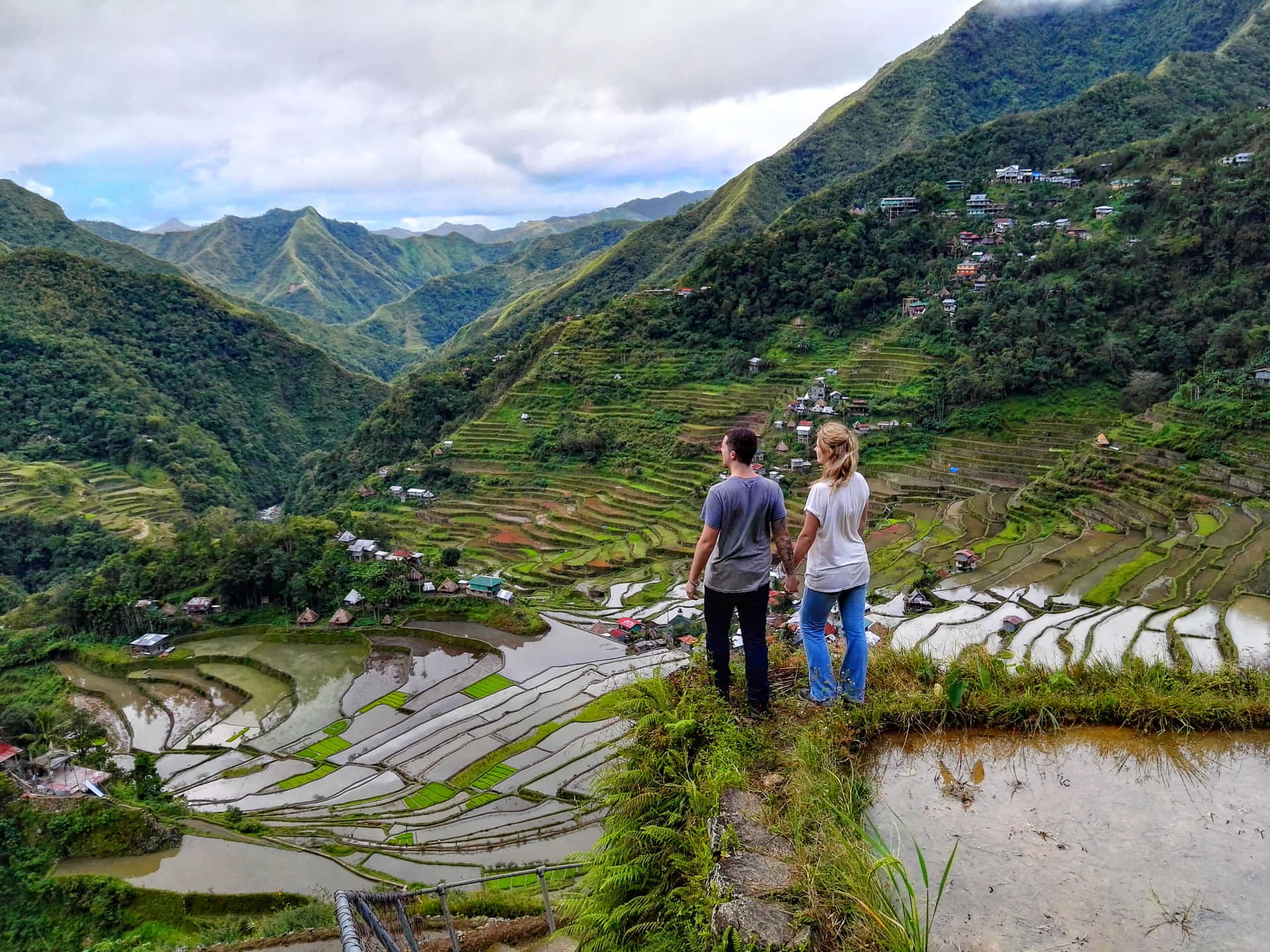 Couple In Banaue Rice Terraces In The Philippines Wallpaper