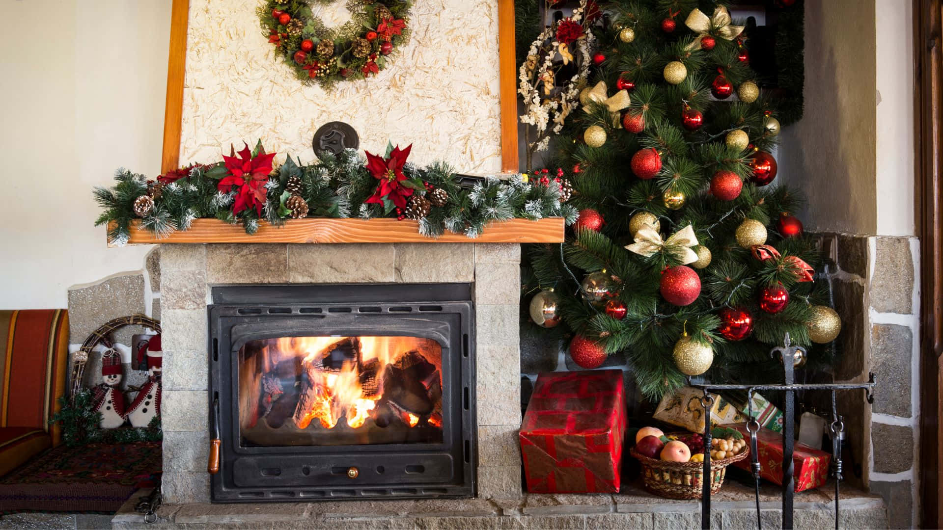 Cozy Christmas Fireplaceand Tree.jpg Wallpaper