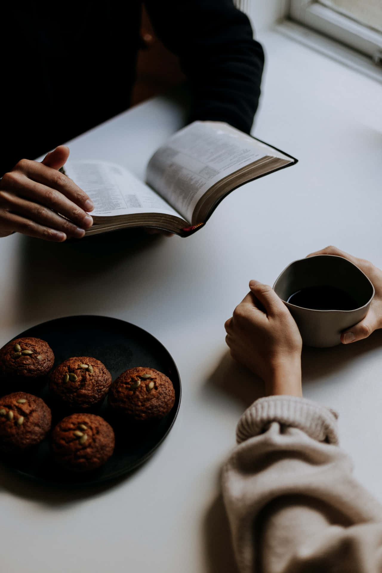 Cozy Readingwith Coffeeand Muffins Wallpaper