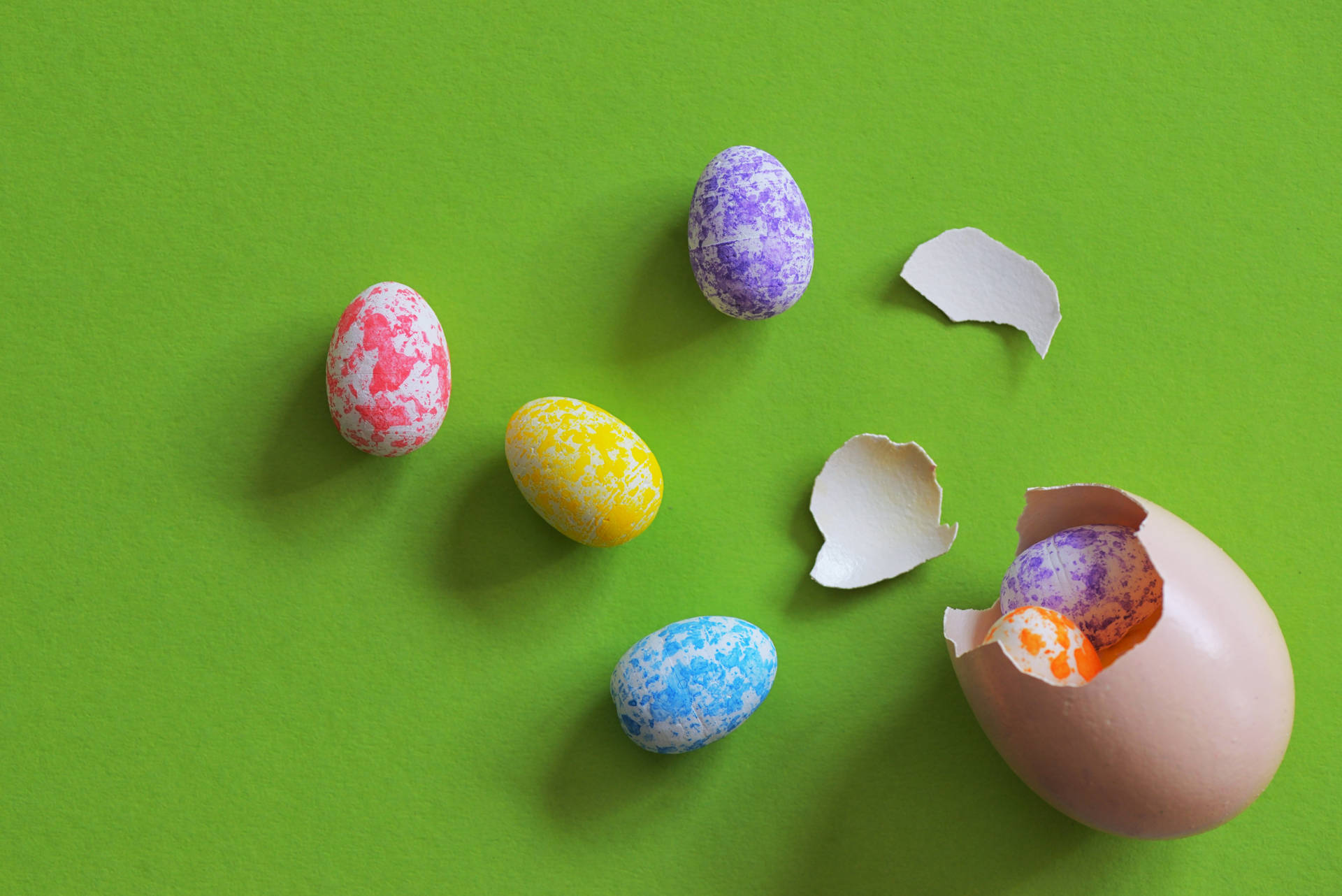 Celebrate Easter with Some Fun Cracked Eggshells Wallpaper