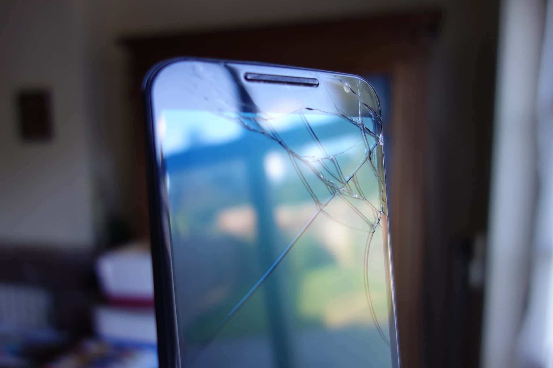 Cracked Screen Pictures