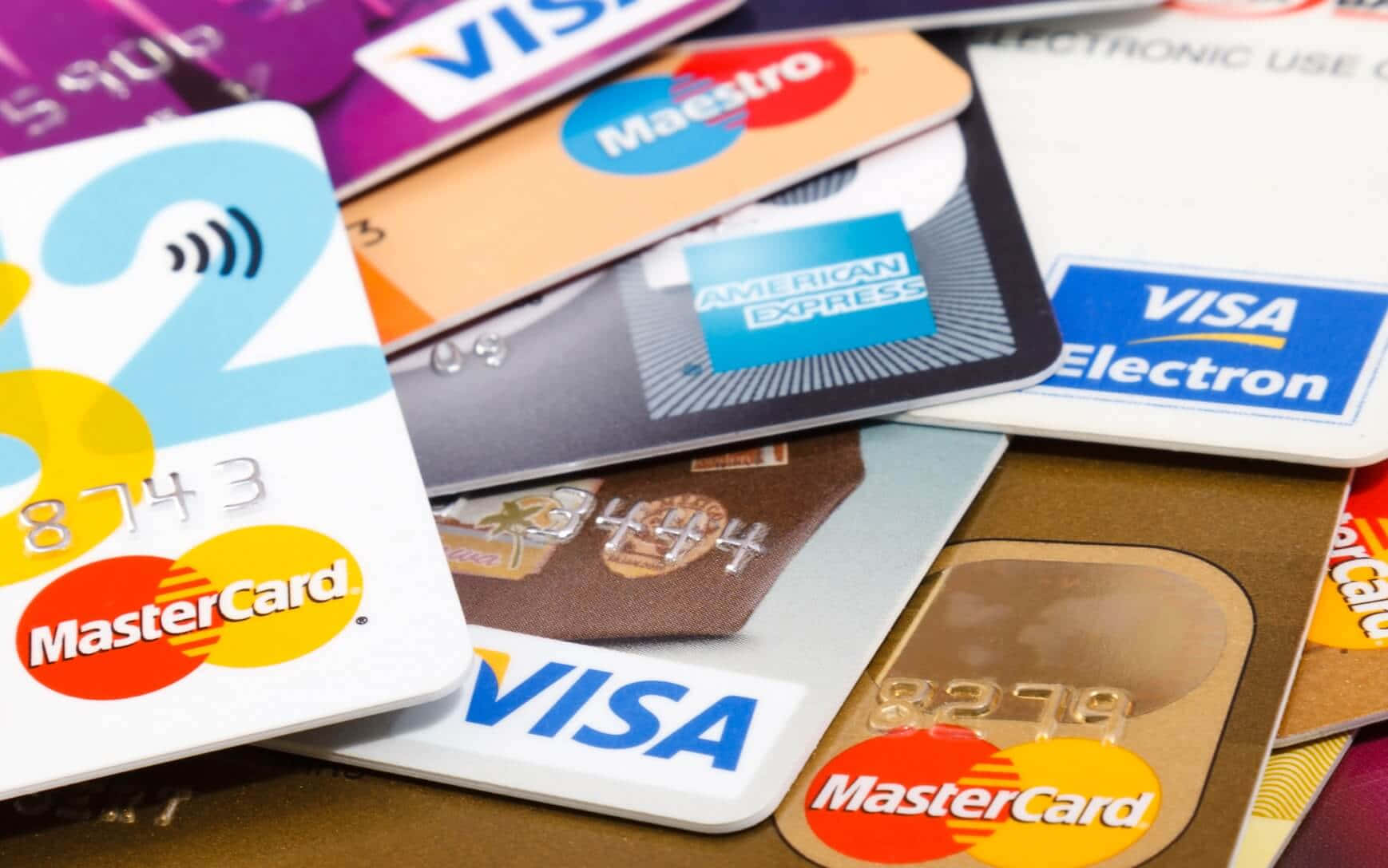 Umapilha De Cartões De Crédito Com Cores Diferentes
