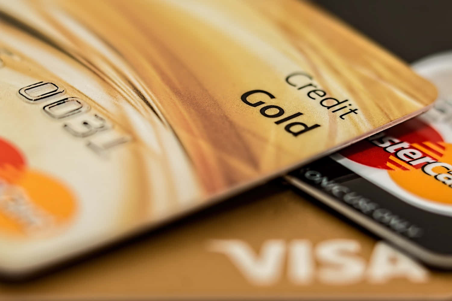 Kreditkortmed Guld Och Guldlogotyper
