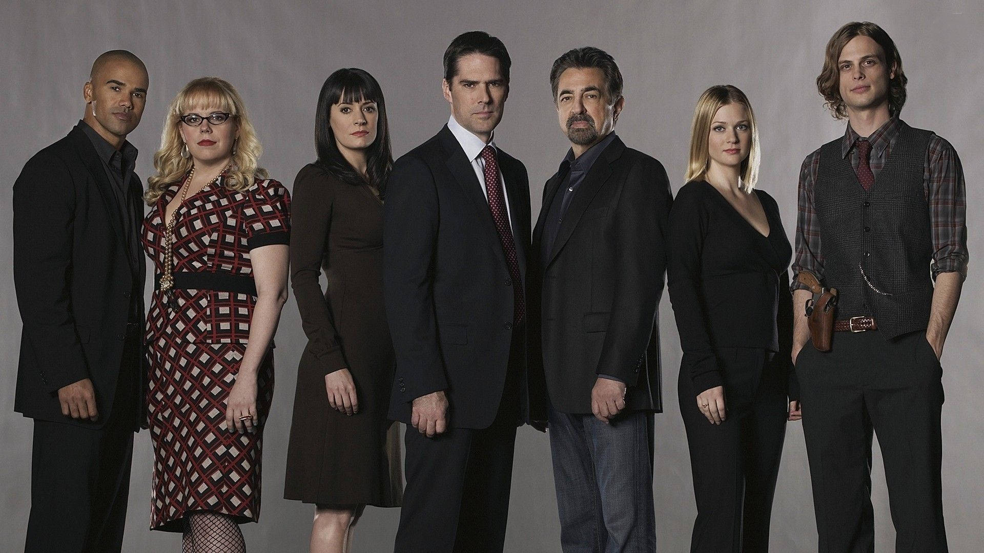 The Ensemble Cast of Criminal Minds Season 16 Wallpaper