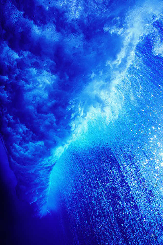 Crisp Blue Waves [wallpaper] Wallpaper