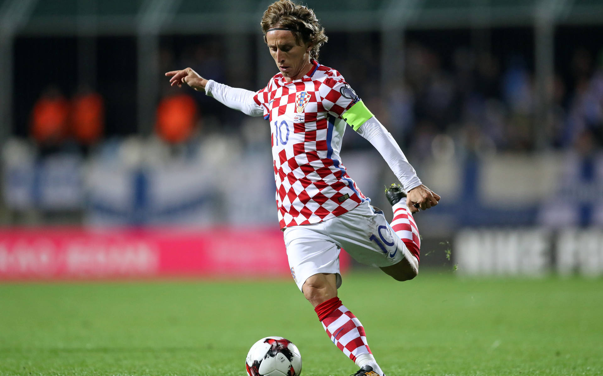 Croatia National Football Team Luka Modric Kicking