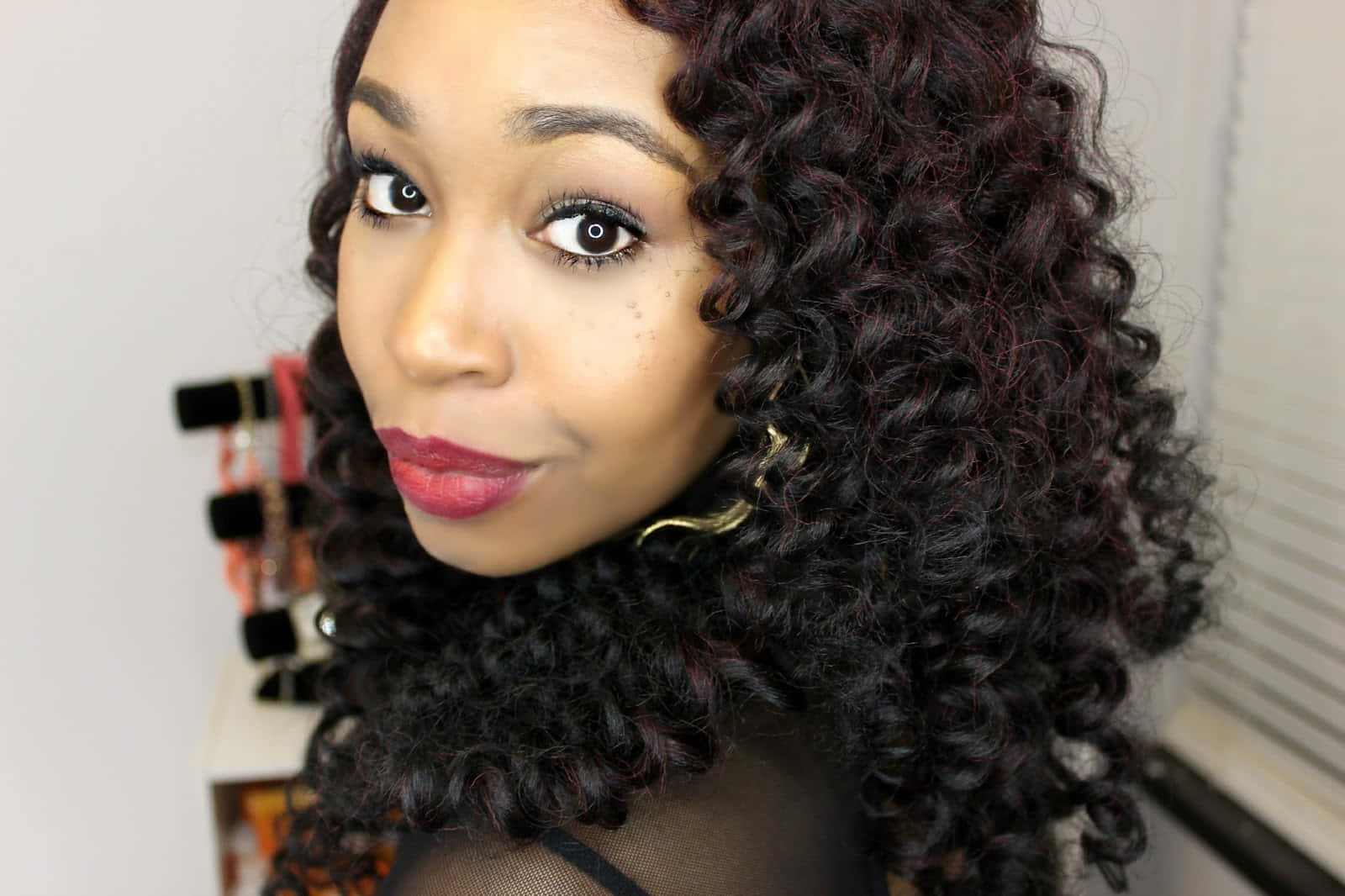 Woman Curly Crochet Hair Styles Picture