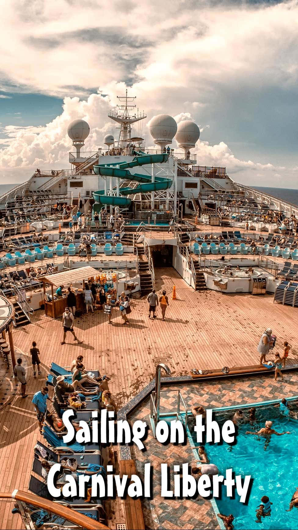 Navegandoen La Imagen Del Crucero Carnival Liberty
