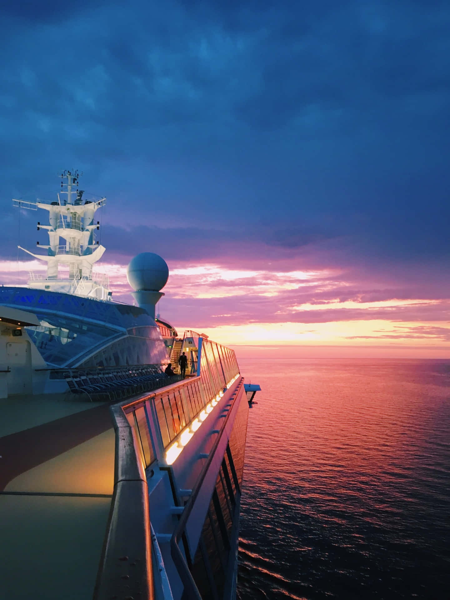 Sail Away on an Unforgettable Cruise