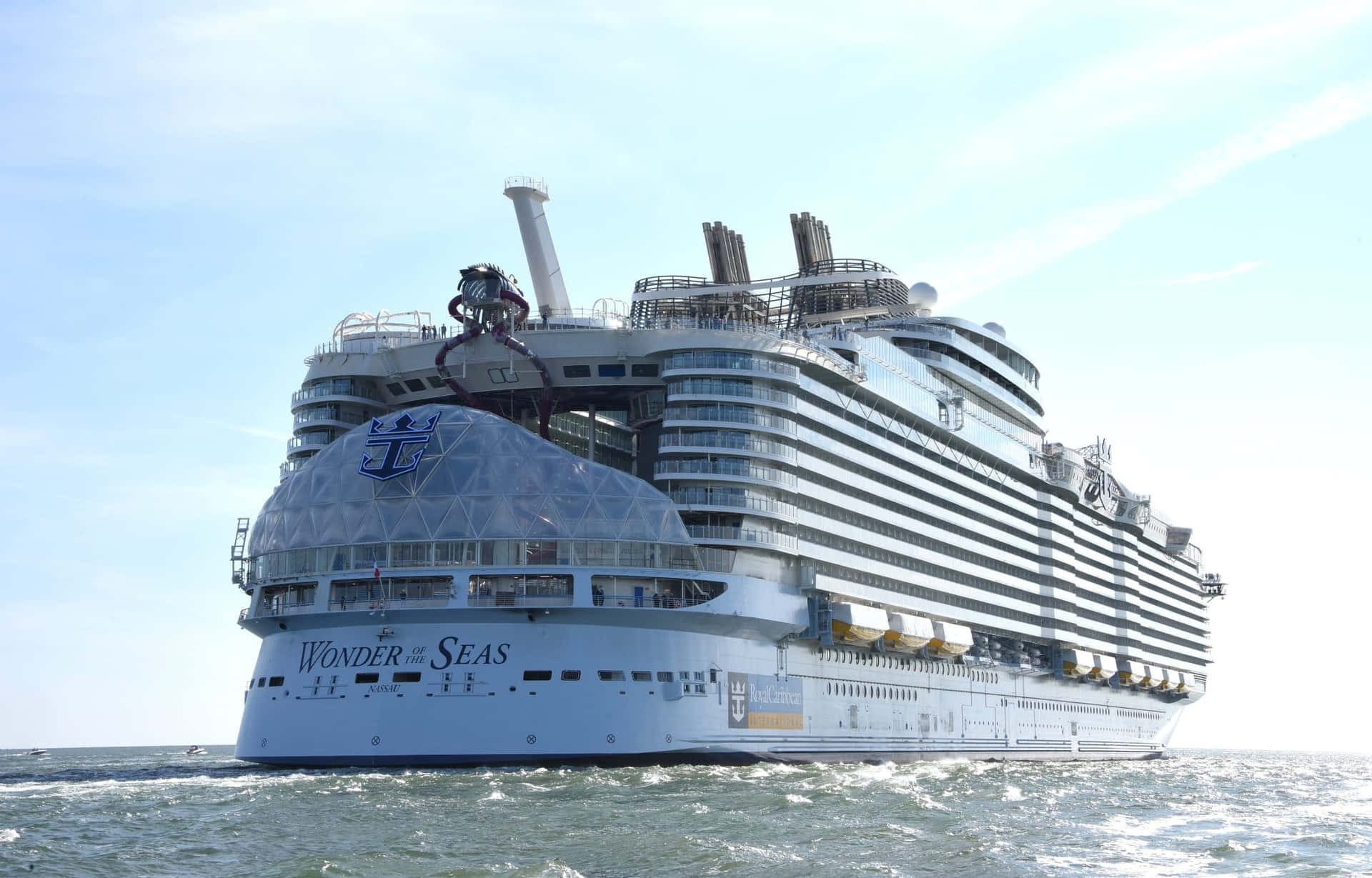 Go Big or Go Home: Experience the Height of Luxury on a Modern Cruise Ship
