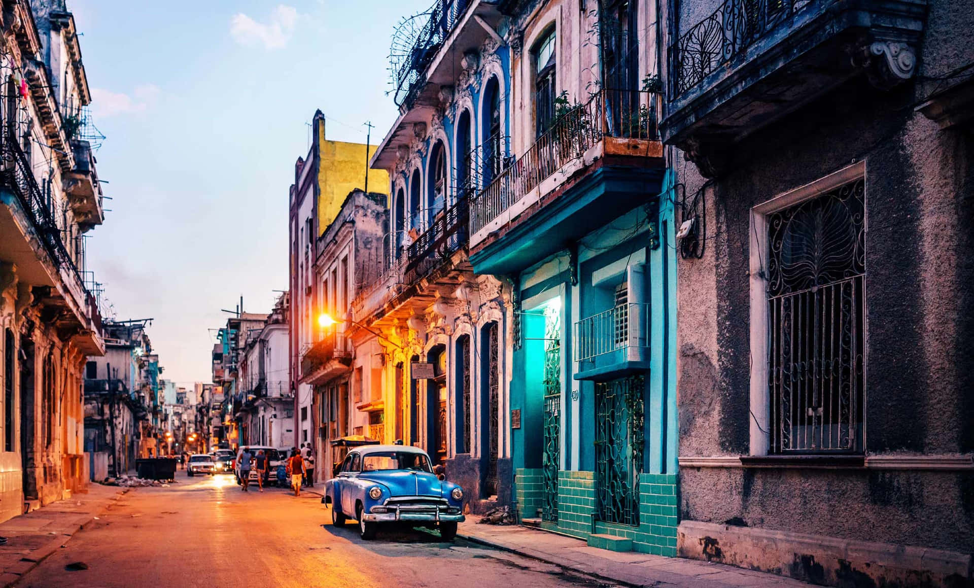 “Exploring the Historic Streets of Cuba”