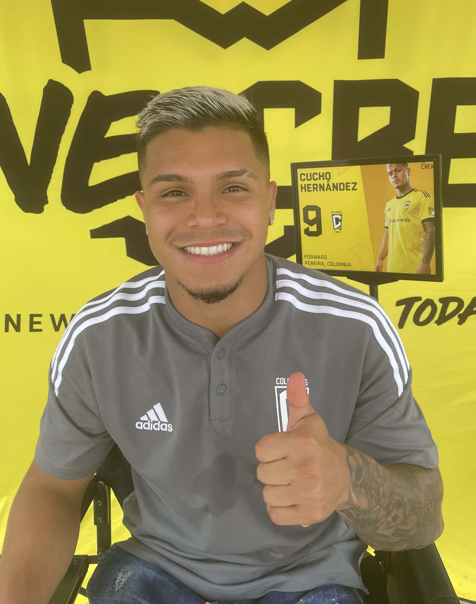 Cuchohernández: Futbolista Colombiano Fondo de pantalla